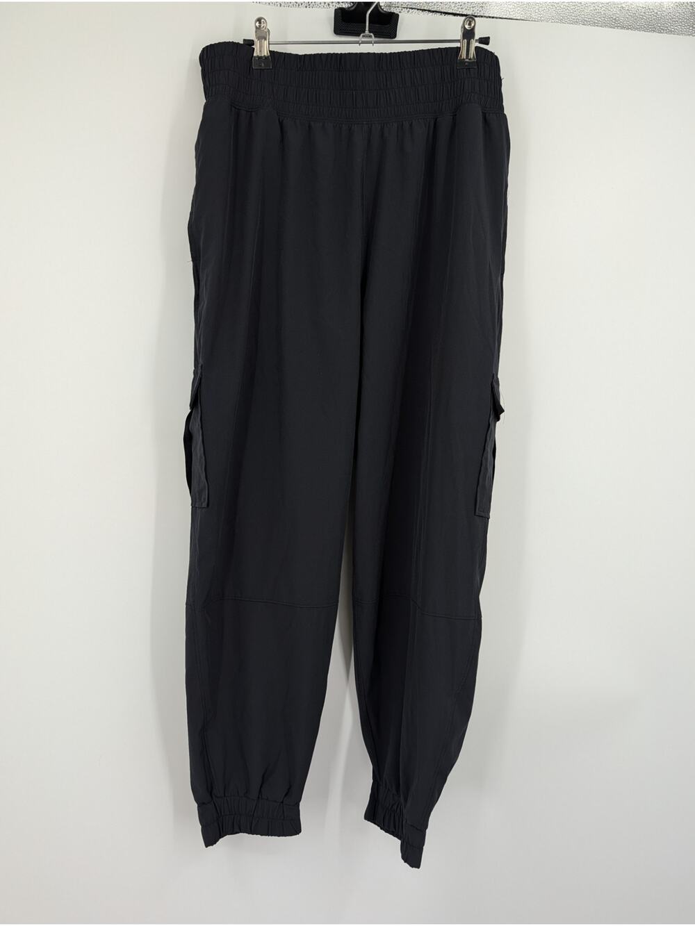 Abercrombie YPB High Waisted Nylon Black Cargo Joggers Women's XL Outdoors Hike